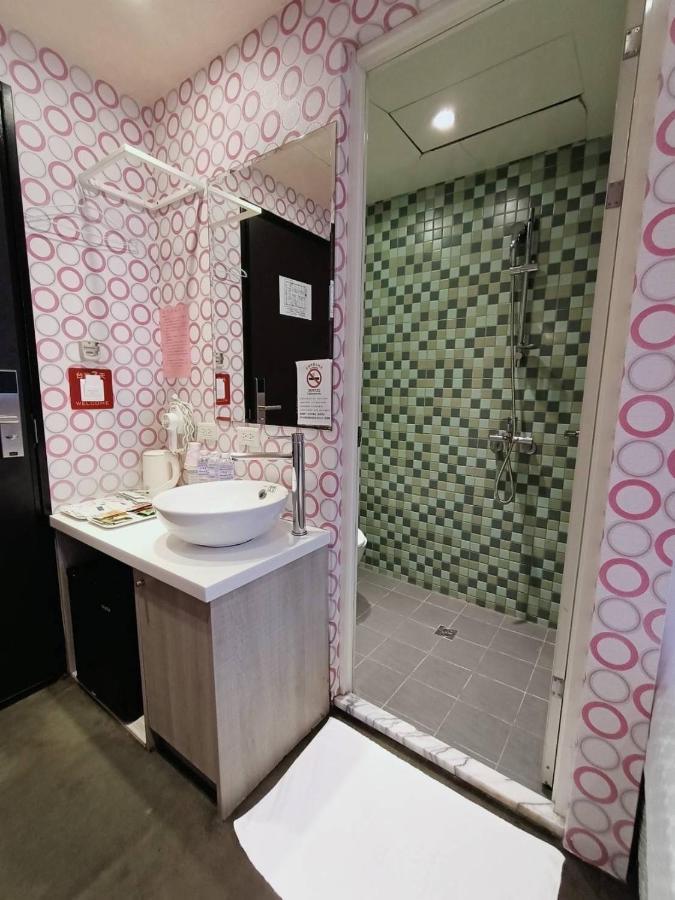 Taiwan Seven Days Boutique Hotel Taipei Exteriör bild