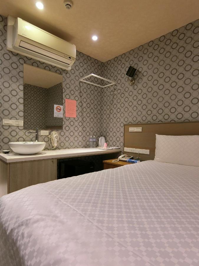 Taiwan Seven Days Boutique Hotel Taipei Exteriör bild