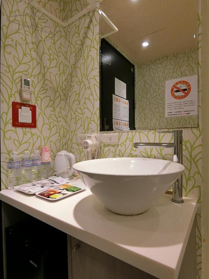 Taiwan Seven Days Boutique Hotel Taipei Exteriör bild