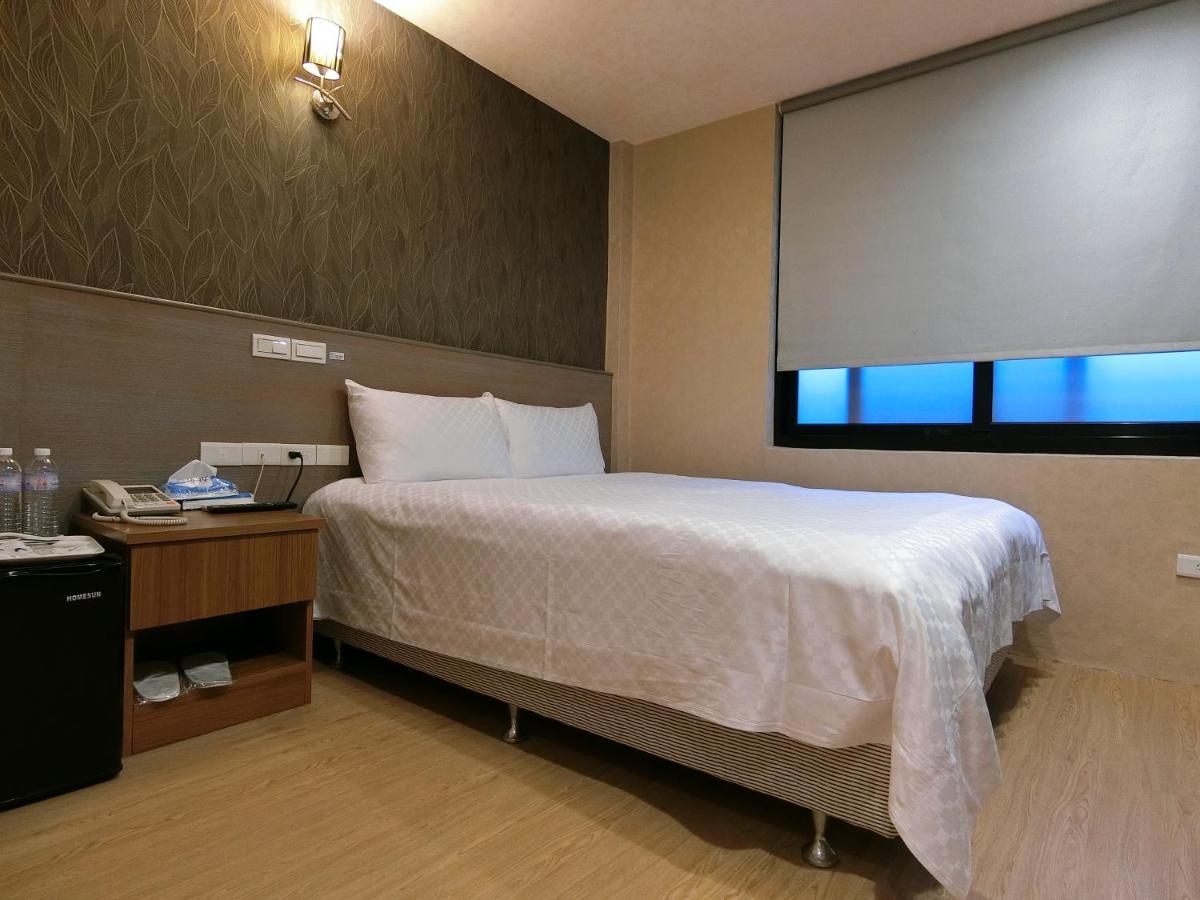 Taiwan Seven Days Boutique Hotel Taipei Exteriör bild